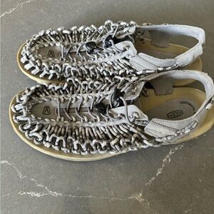 Keen Uneek Men’s sandals